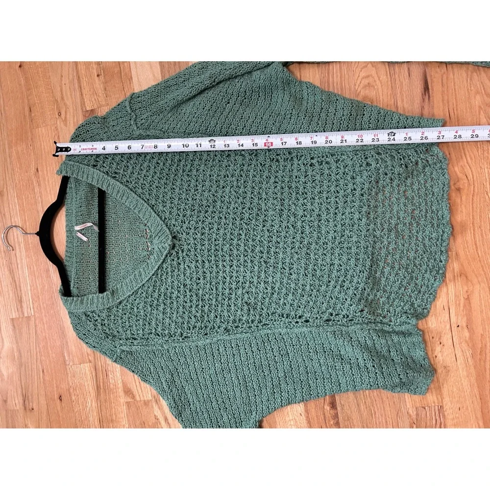 Free People Laguna Coast Womens Sage Green Open V-Neck Oversized Sweater‎ Sz M